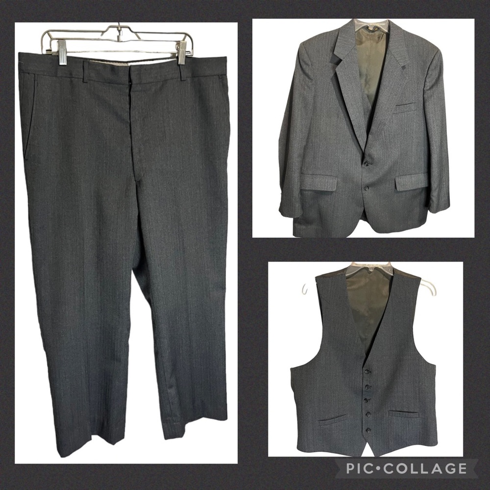 VTG John Weitz By Palm Beach 3-Piece Suit
